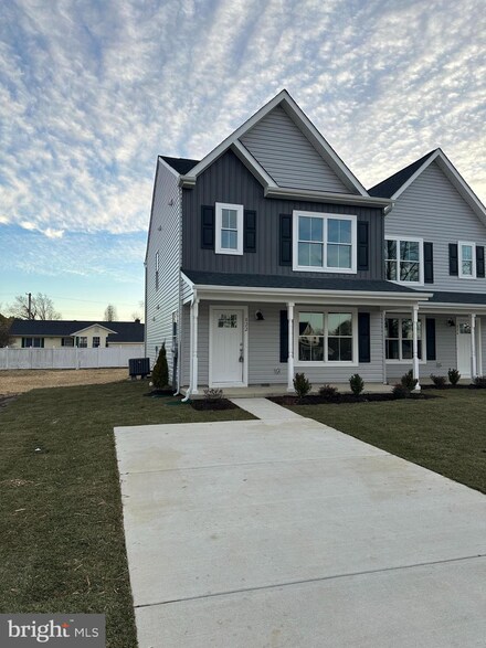 822 McBrides Ave, Cambridge, MD 21613