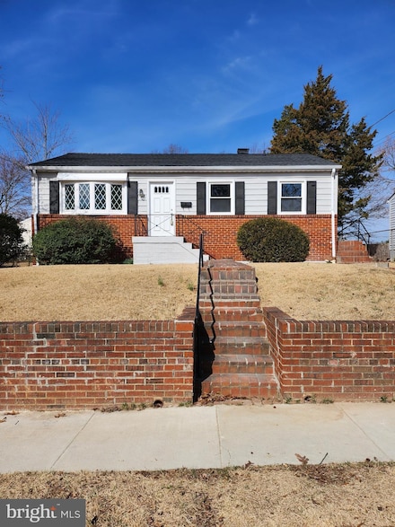 3902 Thornwood Rd, Hyattsville, MD 20784