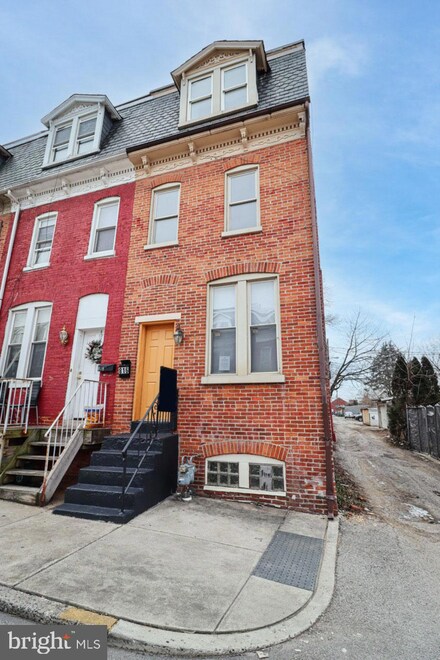 816 S Beaver St, York, PA 17403