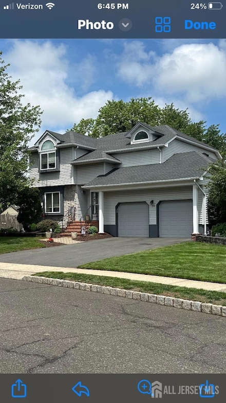19 Crammer Ln, Hillsborough, NJ 08844
