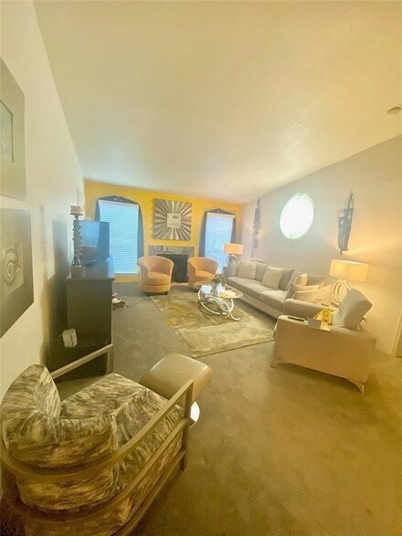 7400 Bellerive Dr Unit 606, Houston, TX 77036