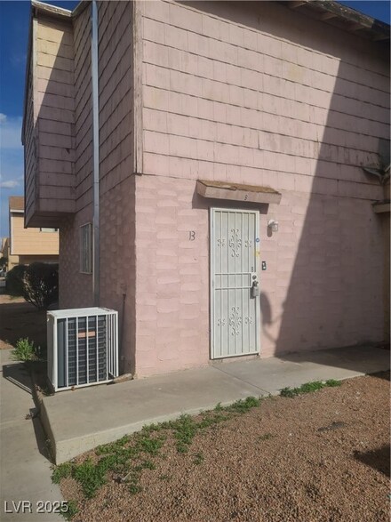 5248 Greene Ln Unit B, Las Vegas, NV 89119