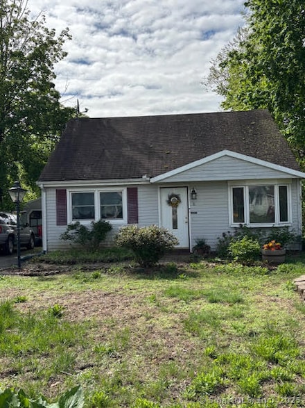 16 Glen Hills Rd, Meriden, CT 06451
