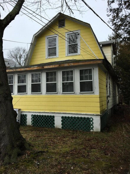 1156 Curtis Ave, Wall Township, NJ 07719