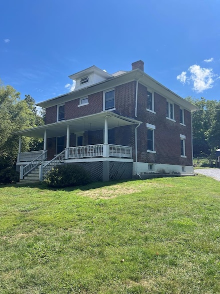 127 Fairview St, Marion, VA 24354