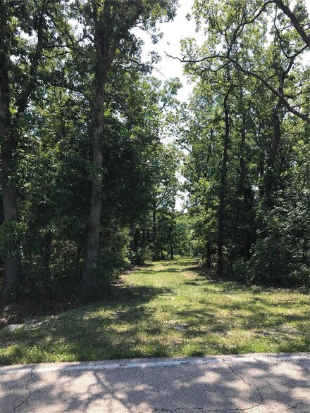 0 7 3 + - Acres Highway C Unit 18063449, Gerald, MO 63037
