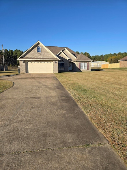373 Renon Ln, Caledonia, MS 39740
