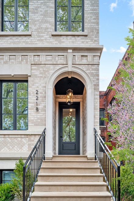 2218 N Burling St Unit PH, Chicago, IL 60614