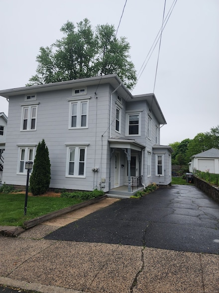 27 Seymour St, Bristol, CT 06010