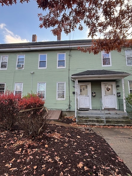 33 Gorham St Unit B, Waltham, MA 02453