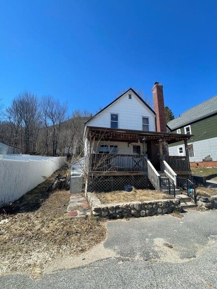 617 4th Ave, Berlin, NH 03570