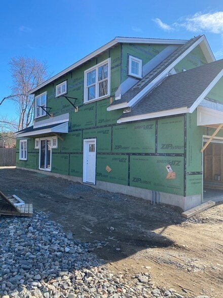 46 Lafayette Rd, Salisbury, MA 01952