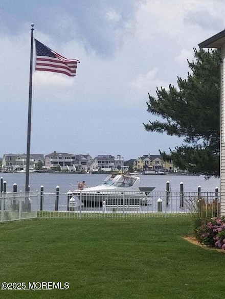 107 Wharfside Dr, Monmouth Beach, NJ 07750