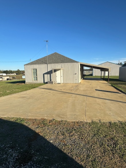 160 Domingue Ln, Many, LA 71449