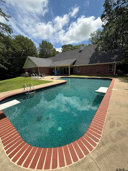 1022 County Road 4221, Mount Pleasant, TX 75455