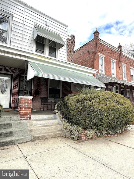 1018 W 8th St, Chester, PA 19013