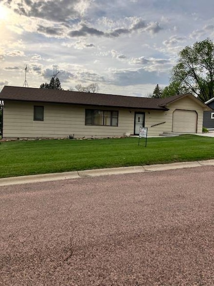 411 N Washington St, Ponca, NE 68770