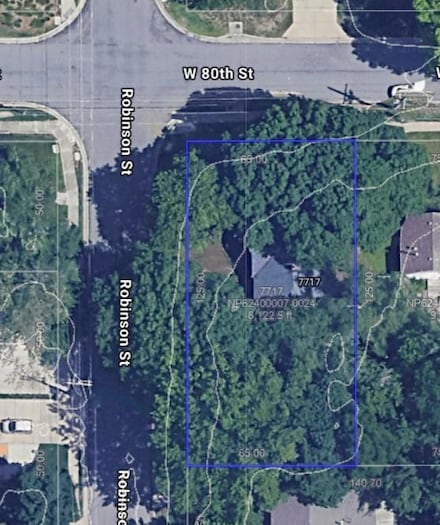 7717 W 80th St, Overland Park, KS 66204