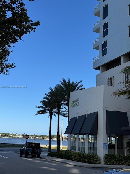 1551 N Flagler Dr Unit 1110, West Palm Beach, FL 33401