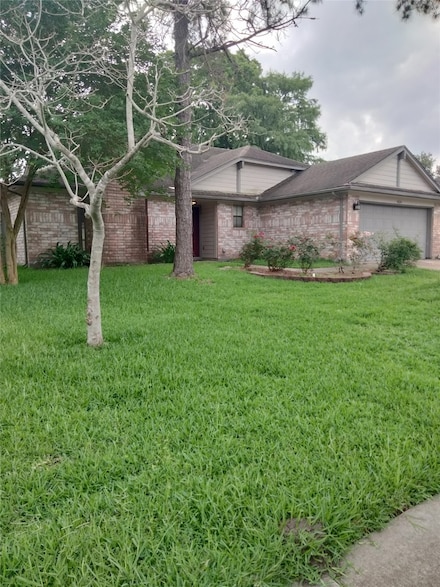 4614 Pecan Grove Dr, Pearland, TX 77584