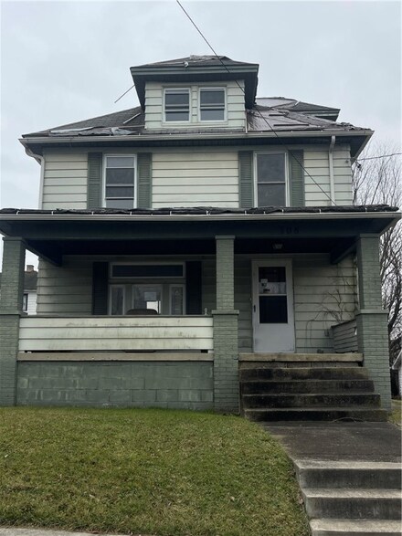 708 Junior High St, New Castle, PA 16101