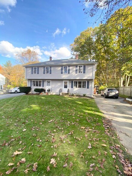 82 Depot St, Douglas, MA 01516