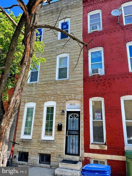 2033 Division St, Baltimore, MD 21217