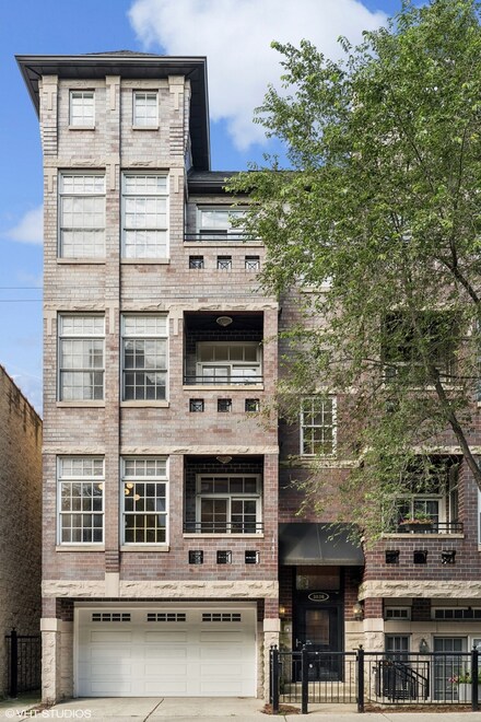 3836 N Clark St, Chicago, IL 60613