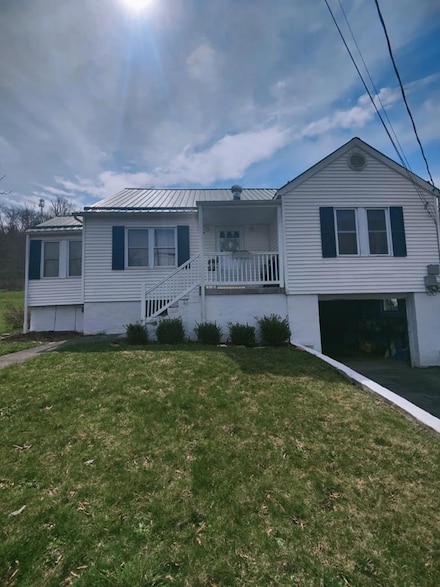 499 Kegley School Rd, Kegley, WV 24731