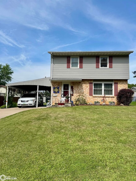103 Cherokee Ln, Fort Madison, IA 52627