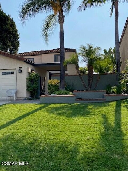 890 Links View Dr, Simi Valley, CA 93065