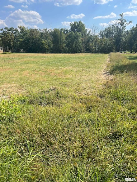 404 E Carroll St, Herrin, IL 62948