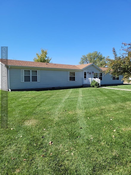 339 N 11th St, Loup City, NE 68853