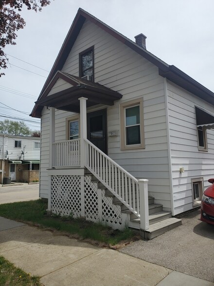 7542 Franklin St, Forest Park, IL 60130