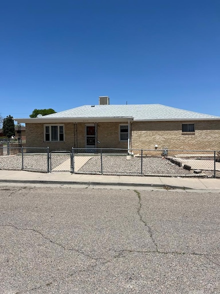 2215 W 14th St, Pueblo, CO 81003