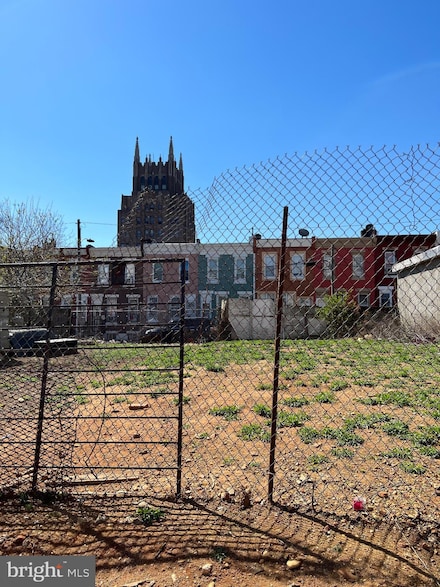 9 E Silver St, Philadelphia, PA 19134