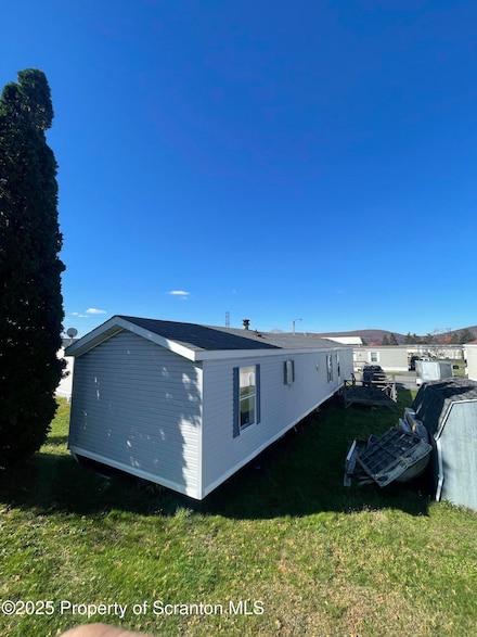 105 S Lakewood Dr, Jenkins Township, PA 18640