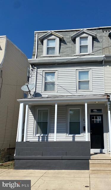 327 Middlesex St, Gloucester City, NJ 08030