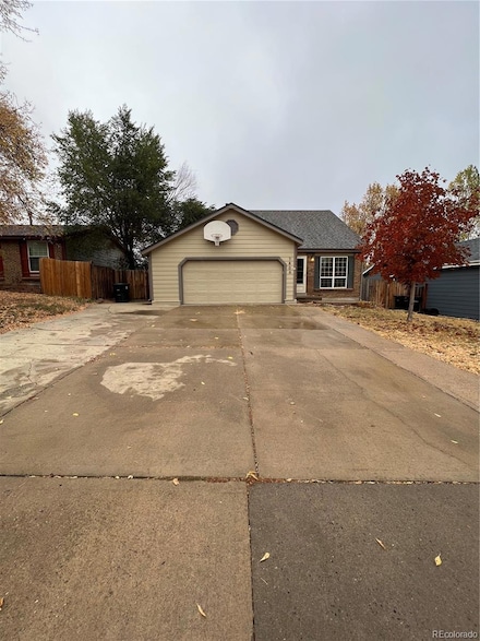 7806 Club Crest Dr, Arvada, CO 80005