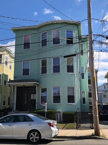 102 Prospect St Unit 1, Somerville, MA 02143
