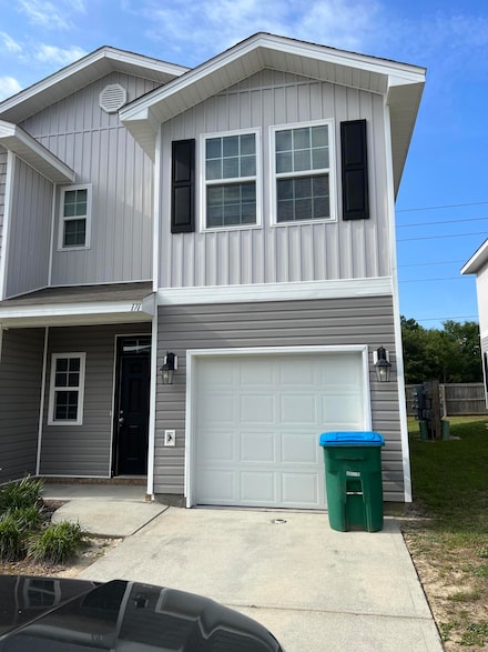 171 Iron Horse Dr E, Crestview, FL 32539
