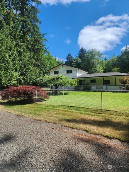 632 Cloquallum Rd, Elma, WA 98541