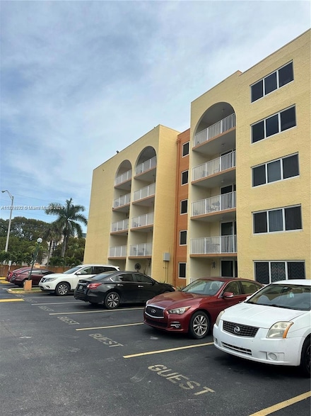 6970 NW 186th St Unit 3-502, Hialeah, FL 33015