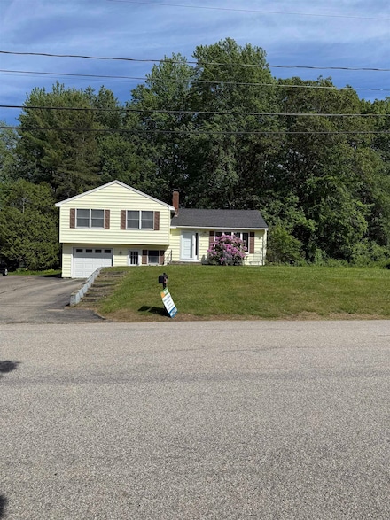 43 Pinewood Dr, Somersworth, NH 03878
