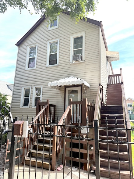 2613 W 21st St, Chicago, IL 60608