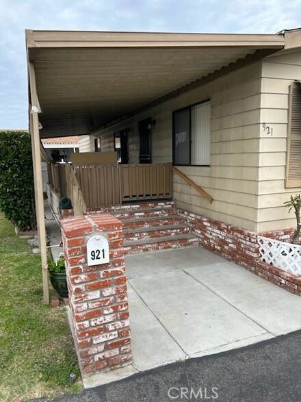 8681 Katella Ave Unit 921, Stanton, CA 90680