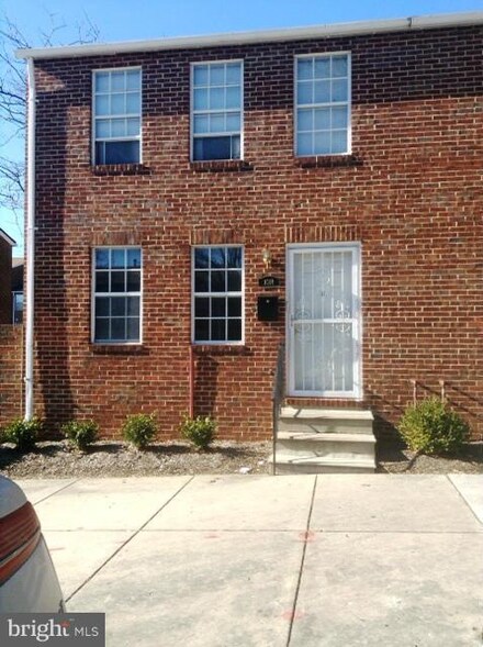 1018 N Central Ave, Baltimore, MD 21202