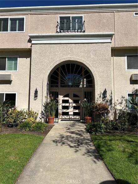 5500 Paseo Del Lago W Unit 3D, Laguna Woods, CA 92637