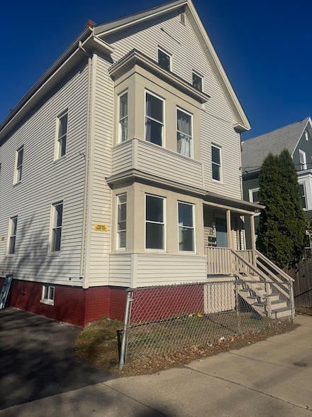 25 Adams St Unit 1, Lynn, MA 01902