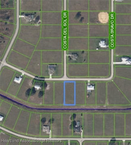 8732 Monserrat Rd, Sebring, FL 33876